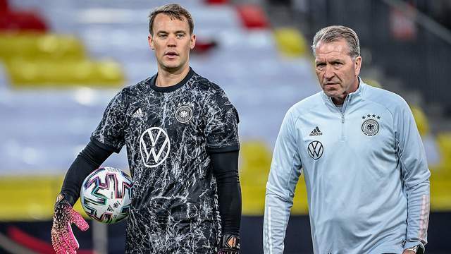 下的激烈碰 下的激烈碰