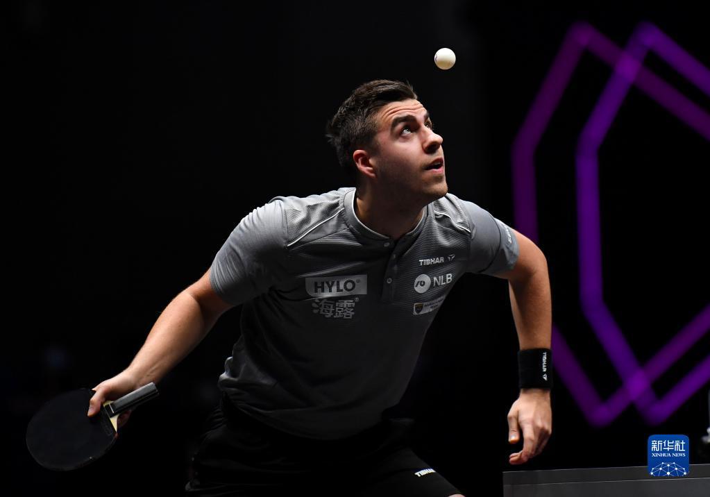 逐渐显现成 逐渐显现成